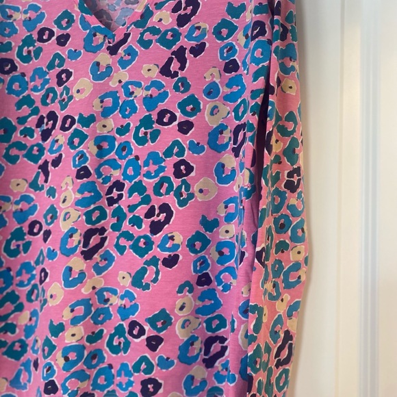 Lilly Pulitzer Jodie top Sun Kissed Paws Off - Picture 8 of 9